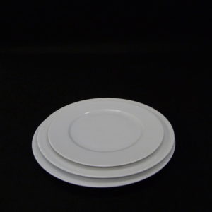 Assiette plate blanche