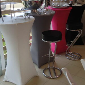 Housses mange debout